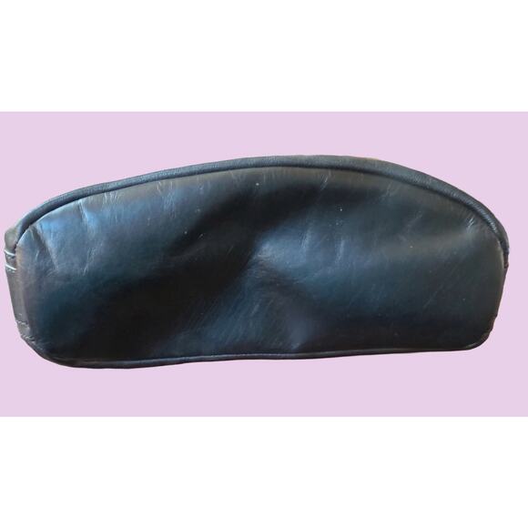 Gorgeous large Frye studded leather black bag tote. Excellent condition. Rare - Picture 5 of 7